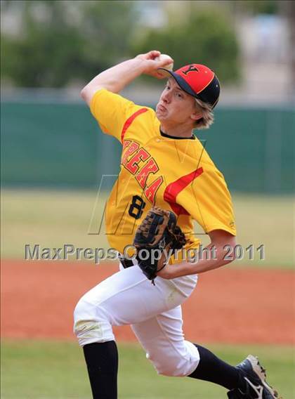 Thumbnail 3 in Sweetwater vs Yreka (San Diego Lions Tournament) photogallery.