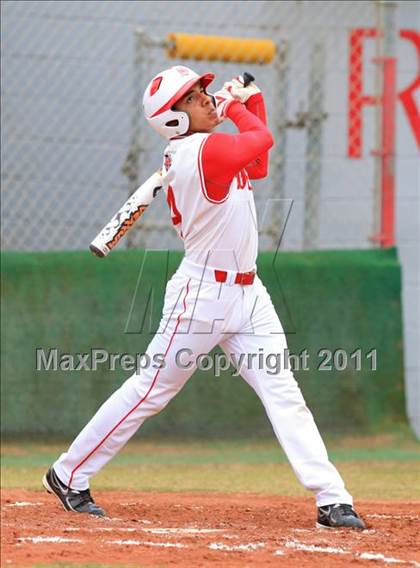 Thumbnail 2 in Sweetwater vs Yreka (San Diego Lions Tournament) photogallery.