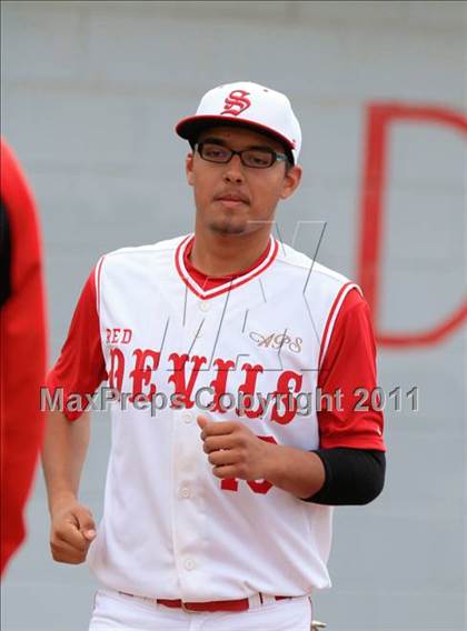 Thumbnail 1 in Sweetwater vs Yreka (San Diego Lions Tournament) photogallery.