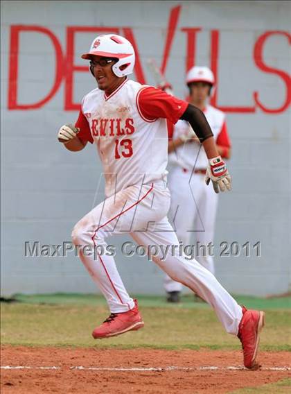 Thumbnail 1 in Sweetwater vs Yreka (San Diego Lions Tournament) photogallery.