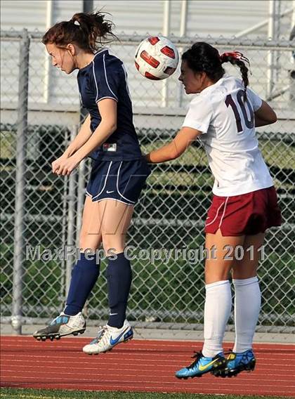 Thumbnail 3 in Torrey Pines vs. Bullard (CIF SoCal D1 Regional Final) photogallery.