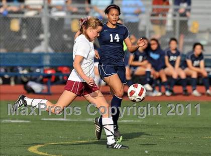 Thumbnail 2 in Torrey Pines vs. Bullard (CIF SoCal D1 Regional Final) photogallery.