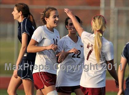 Thumbnail 3 in Torrey Pines vs. Bullard (CIF SoCal D1 Regional Final) photogallery.