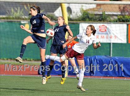 Thumbnail 1 in Torrey Pines vs. Bullard (CIF SoCal D1 Regional Final) photogallery.
