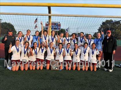 Thumbnail 1 in Torrey Pines vs. Bullard (CIF SoCal D1 Regional Final) photogallery.