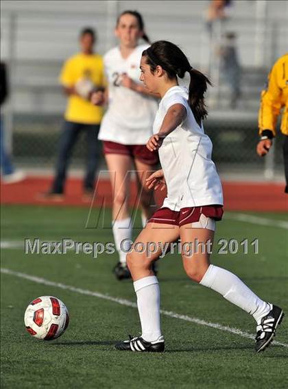 Thumbnail 1 in Torrey Pines vs. Bullard (CIF SoCal D1 Regional Final) photogallery.