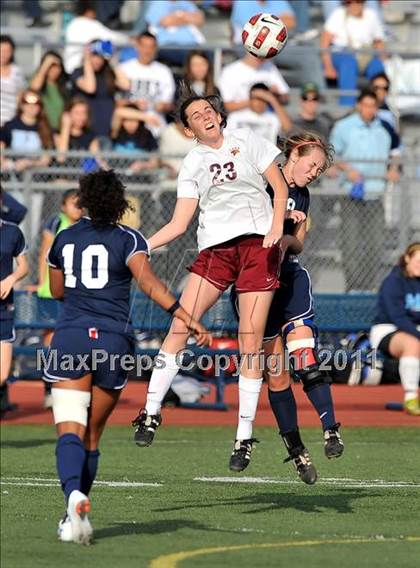Thumbnail 3 in Torrey Pines vs. Bullard (CIF SoCal D1 Regional Final) photogallery.