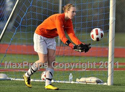 Thumbnail 1 in Torrey Pines vs. Bullard (CIF SoCal D1 Regional Final) photogallery.