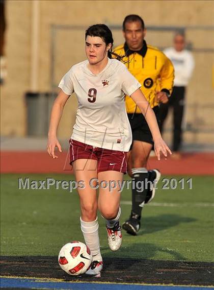 Thumbnail 3 in Torrey Pines vs. Bullard (CIF SoCal D1 Regional Final) photogallery.