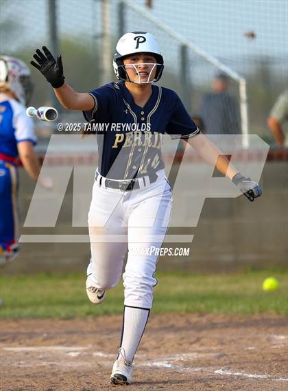 Thumbnail 3 in Bryson @ Perrin-Whitt photogallery.