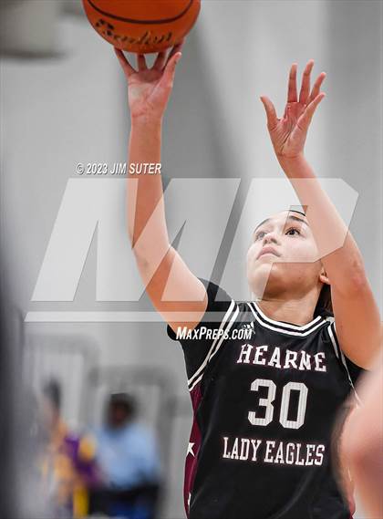 Thumbnail 1 in Hearne vs Weimar (UIL 2A Reg IV Bi-District Playoff) photogallery.