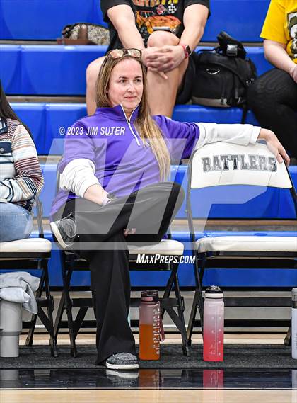 Thumbnail 2 in Hearne vs Weimar (UIL 2A Reg IV Bi-District Playoff) photogallery.