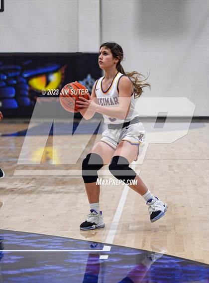 Thumbnail 3 in Hearne vs Weimar (UIL 2A Reg IV Bi-District Playoff) photogallery.