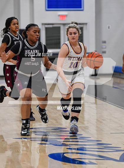 Thumbnail 3 in Hearne vs Weimar (UIL 2A Reg IV Bi-District Playoff) photogallery.