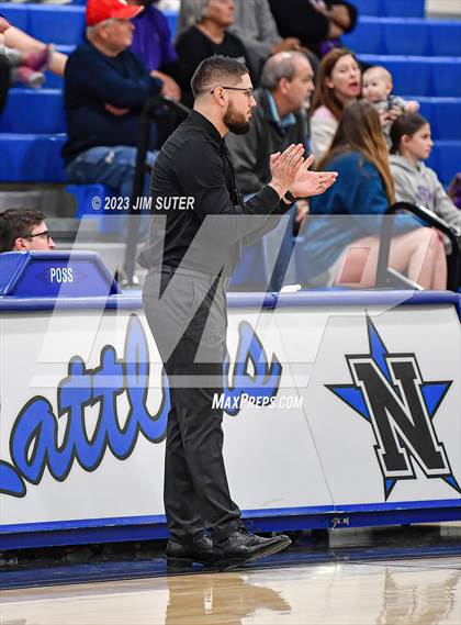 Thumbnail 1 in Hearne vs Weimar (UIL 2A Reg IV Bi-District Playoff) photogallery.