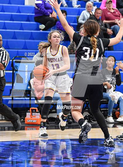 Thumbnail 2 in Hearne vs Weimar (UIL 2A Reg IV Bi-District Playoff) photogallery.