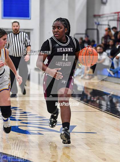 Thumbnail 2 in Hearne vs Weimar (UIL 2A Reg IV Bi-District Playoff) photogallery.