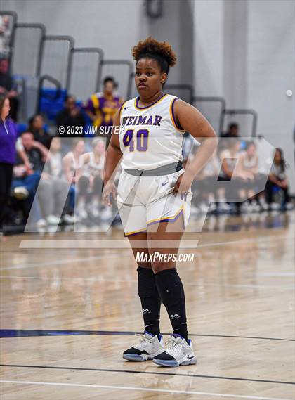 Thumbnail 3 in Hearne vs Weimar (UIL 2A Reg IV Bi-District Playoff) photogallery.