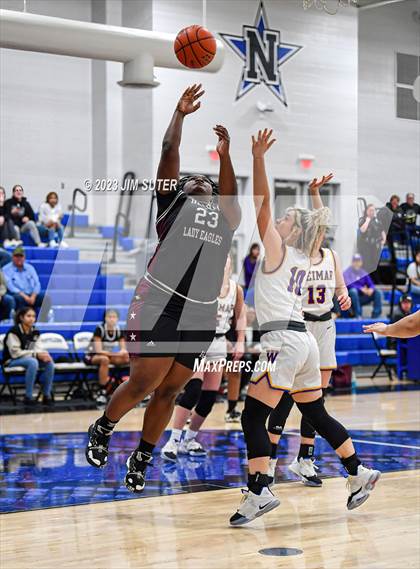 Thumbnail 3 in Hearne vs Weimar (UIL 2A Reg IV Bi-District Playoff) photogallery.