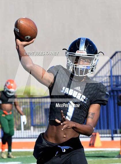 Thumbnail 1 in Mojave vs Desert Pines (NIAA 3A Final) photogallery.