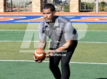 Thumbnail 1 in Mojave vs Desert Pines (NIAA 3A Final) photogallery.
