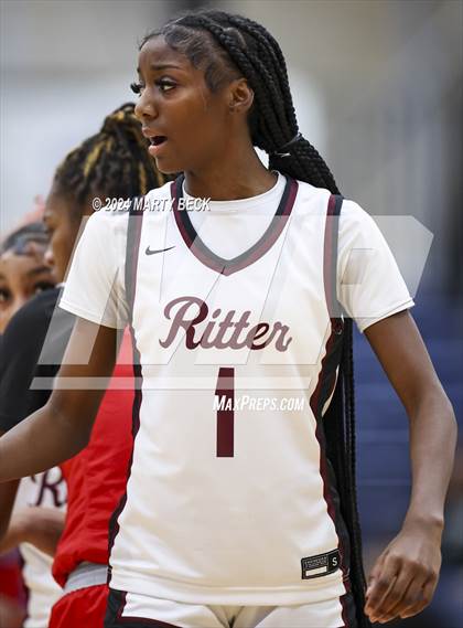 Thumbnail 3 in Cardinal Ritter vs Bartlett (Sophie Cunningham Classic) photogallery.