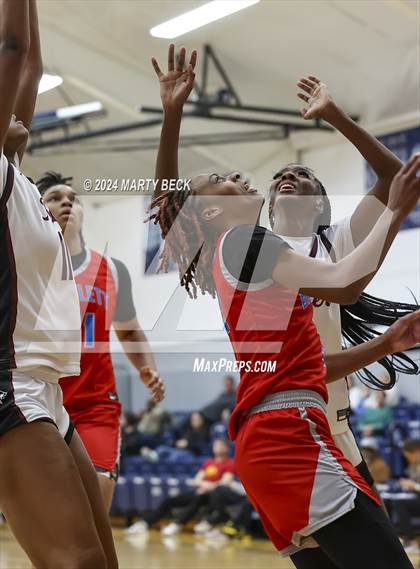 Thumbnail 2 in Cardinal Ritter vs Bartlett (Sophie Cunningham Classic) photogallery.