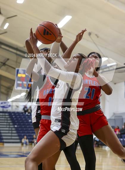 Thumbnail 3 in Cardinal Ritter vs Bartlett (Sophie Cunningham Classic) photogallery.