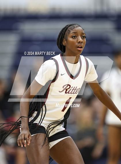 Thumbnail 2 in Cardinal Ritter vs Bartlett (Sophie Cunningham Classic) photogallery.