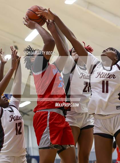 Thumbnail 1 in Cardinal Ritter vs Bartlett (Sophie Cunningham Classic) photogallery.