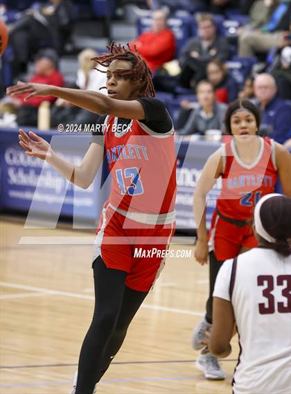 Thumbnail 3 in Cardinal Ritter vs Bartlett (Sophie Cunningham Classic) photogallery.