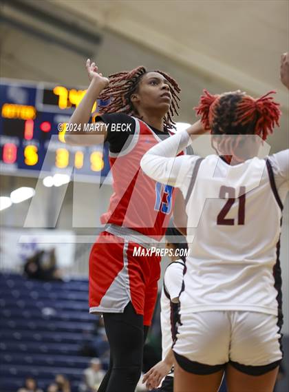 Thumbnail 2 in Cardinal Ritter vs Bartlett (Sophie Cunningham Classic) photogallery.