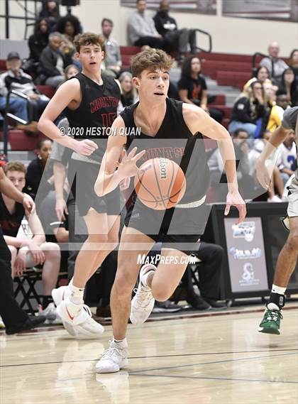 Thumbnail 1 in De La Salle vs. Mount Si (Rancho Mirage Holiday Invitational) photogallery.