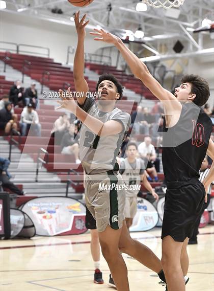 Thumbnail 1 in De La Salle vs. Mount Si (Rancho Mirage Holiday Invitational) photogallery.