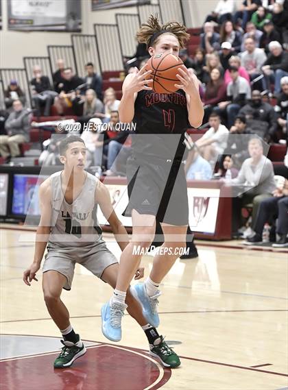 Thumbnail 2 in De La Salle vs. Mount Si (Rancho Mirage Holiday Invitational) photogallery.