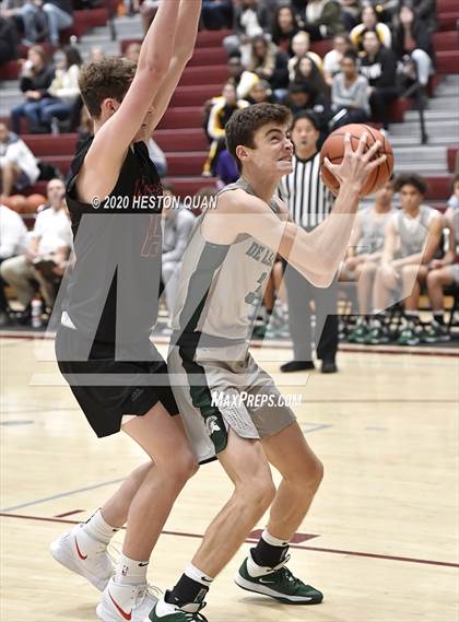 Thumbnail 2 in De La Salle vs. Mount Si (Rancho Mirage Holiday Invitational) photogallery.