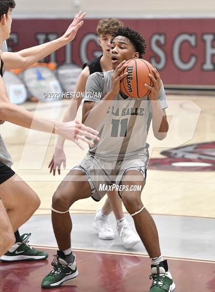 Thumbnail 1 in De La Salle vs. Mount Si (Rancho Mirage Holiday Invitational) photogallery.