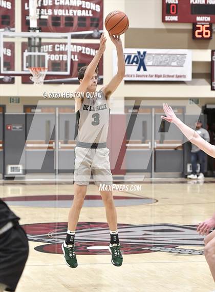 Thumbnail 1 in De La Salle vs. Mount Si (Rancho Mirage Holiday Invitational) photogallery.