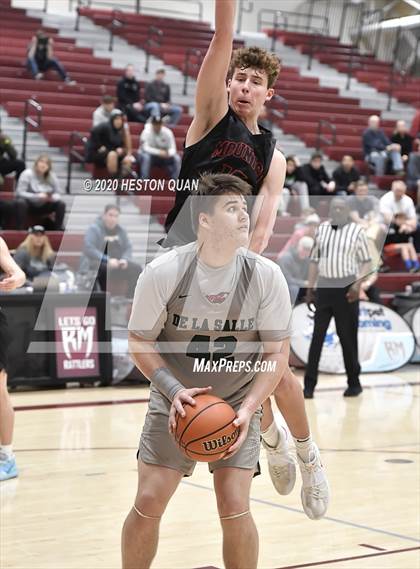Thumbnail 2 in De La Salle vs. Mount Si (Rancho Mirage Holiday Invitational) photogallery.