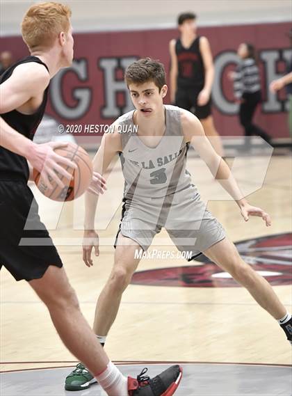 Thumbnail 3 in De La Salle vs. Mount Si (Rancho Mirage Holiday Invitational) photogallery.