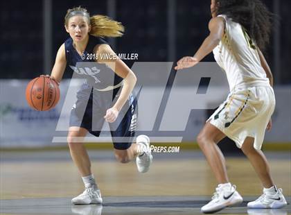 Thumbnail 3 in Kentridge vs. Central Valley photogallery.