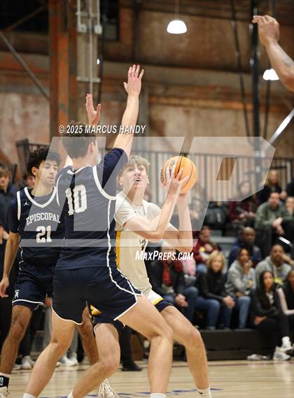 Thumbnail 1 in William Penn Charter vs. Episcopal Academy photogallery.