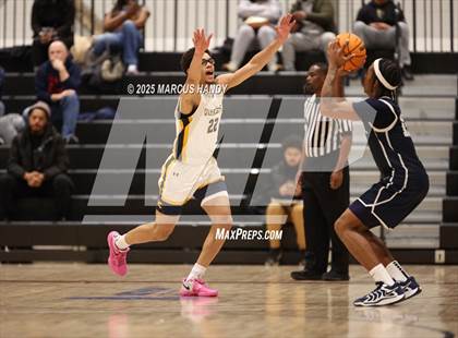 Thumbnail 1 in William Penn Charter vs. Episcopal Academy photogallery.
