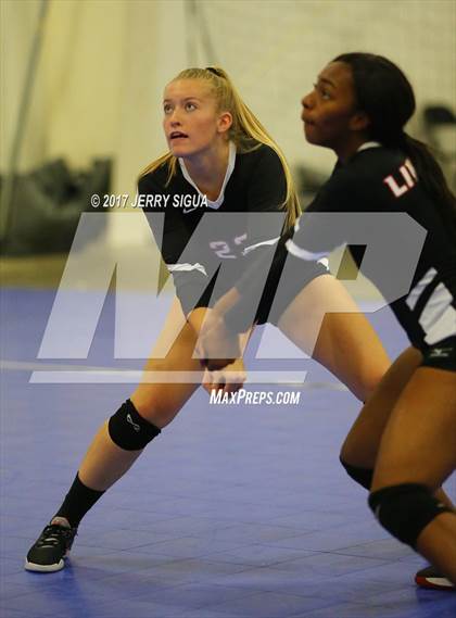 Thumbnail 1 in Sutter vs Lincoln (CIVT Pre-season Varsity Tournament) photogallery.