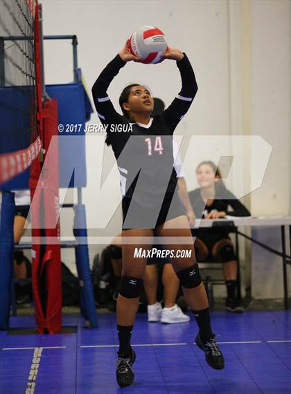 Thumbnail 3 in Sutter vs Lincoln (CIVT Pre-season Varsity Tournament) photogallery.