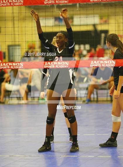Thumbnail 2 in Sutter vs Lincoln (CIVT Pre-season Varsity Tournament) photogallery.