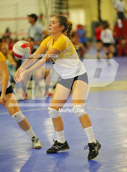 Thumbnail 1 in Sutter vs Lincoln (CIVT Pre-season Varsity Tournament) photogallery.