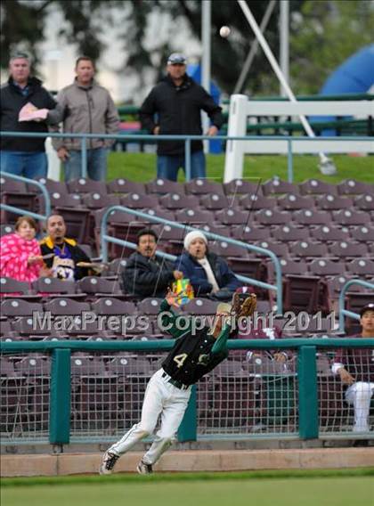 Thumbnail 1 in Cajon vs San Gorgonio (County Clash) photogallery.
