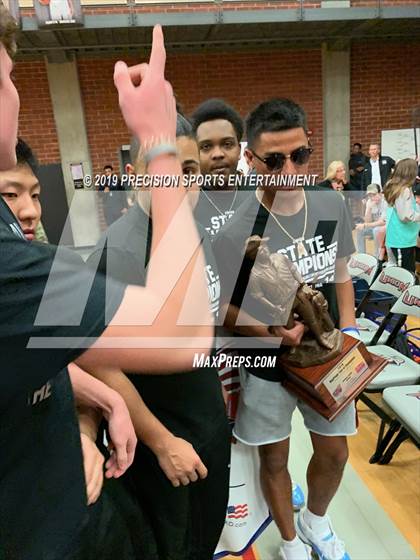 Thumbnail 3 in Union TOC Ceremony photogallery.