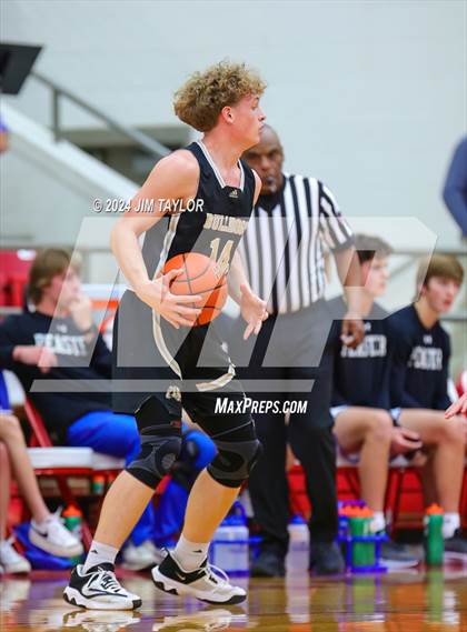 Thumbnail 1 in Clyde vs. Peaster (UIL 3A Area Playoff) photogallery.